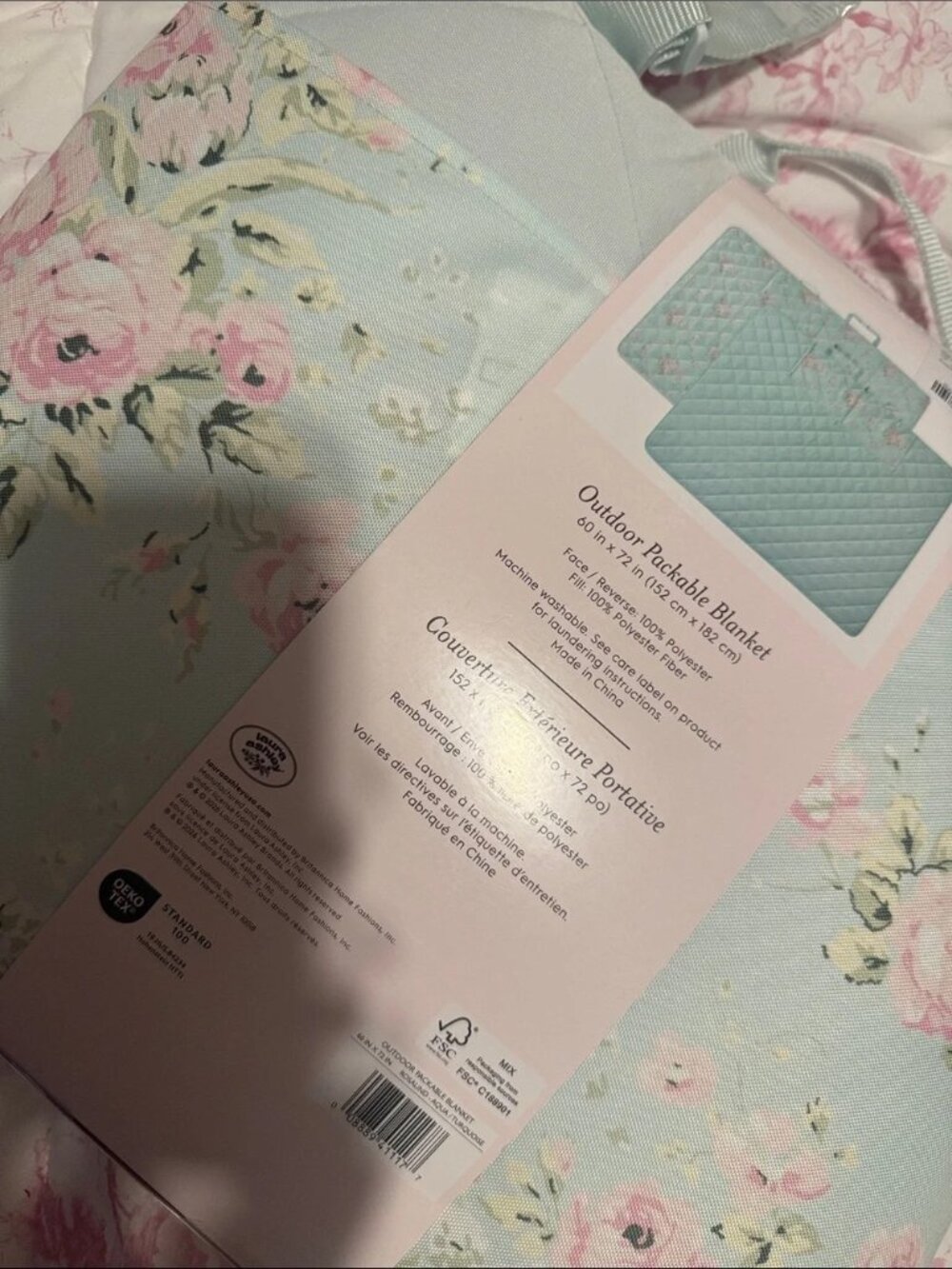 NWT Laura Ashley Blue Floral Packable Outdoor Picnic Blanket with Pink Roses - Picture 3 of 4